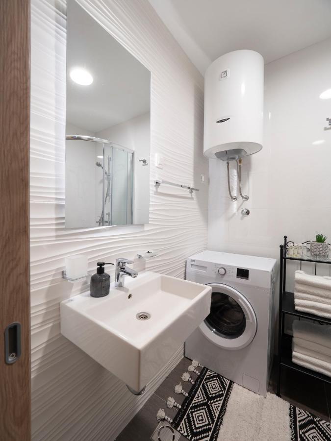 Cozy Studio Apartment Mila Podgorica Esterno foto